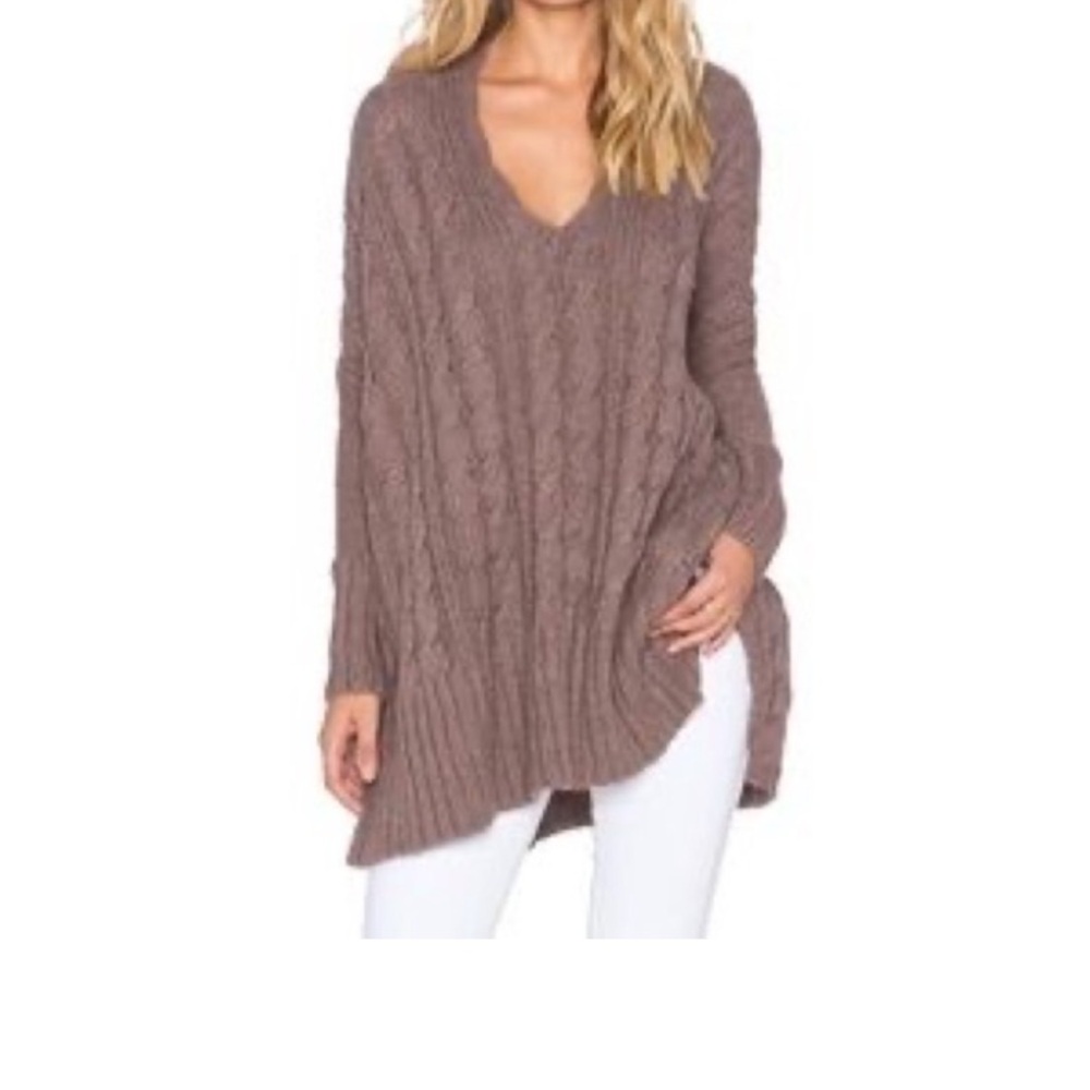 Free People Size M Cable Oversize Sweater Brown/Mauve V neck - EUC Goegeous